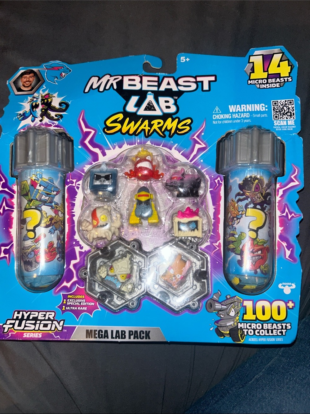 Mr Beast Lab Swarms Mega Lab Pack - Blue Micro Beasts Playset